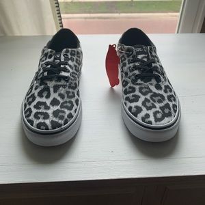 Vans Old Skool Black and white Leopard print.